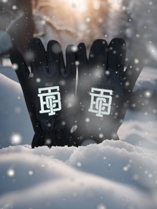 Black BTC Focused Gloves